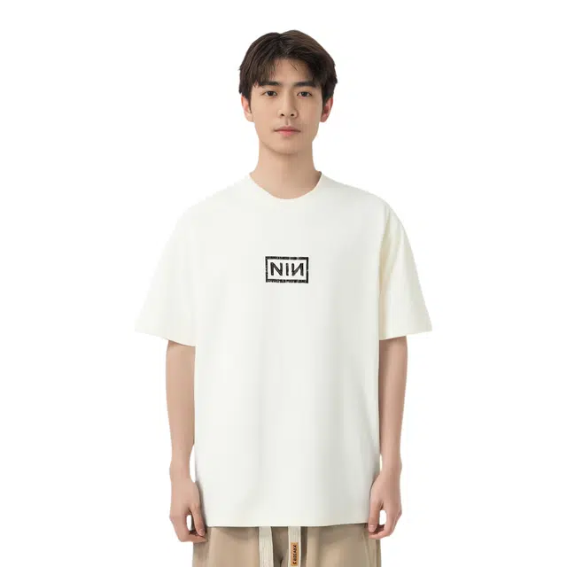 HM T