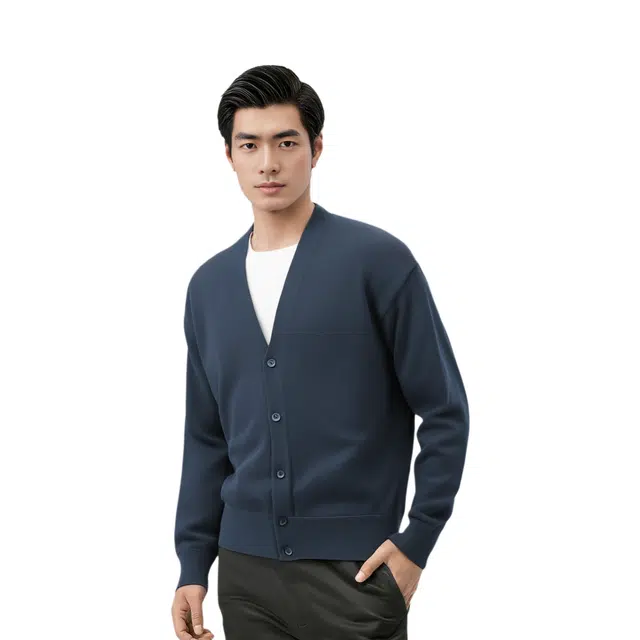 UNIQLO SS24 U V
