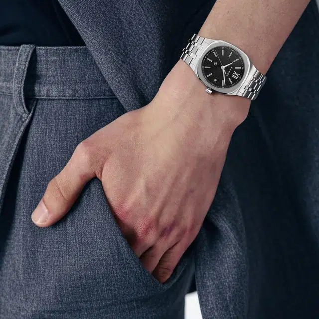 GUCCI 25H 36mm 50