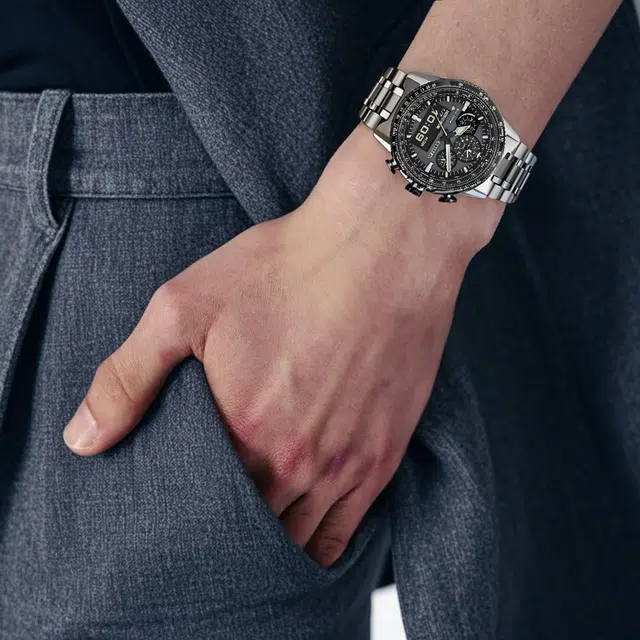 CITIZEN 200 43mm