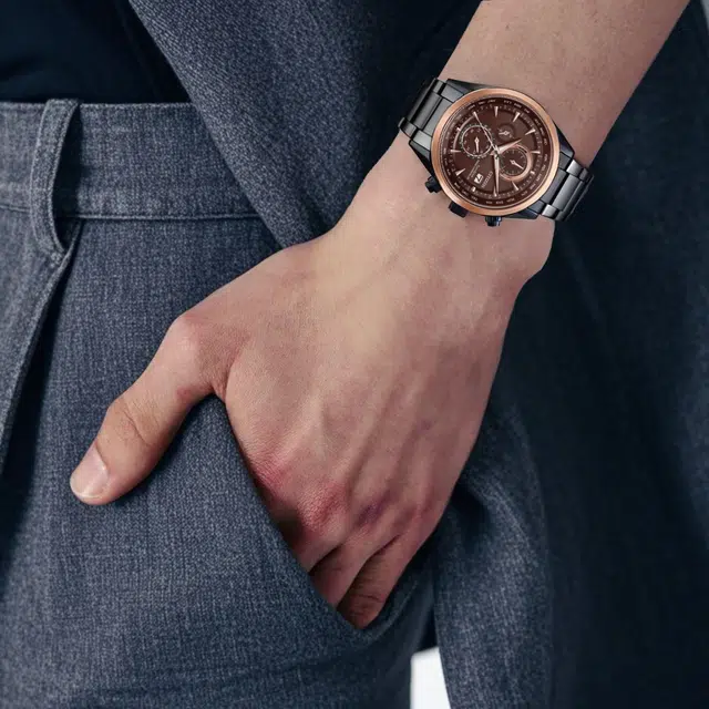 CITIZEN Eco-Drive 43mm