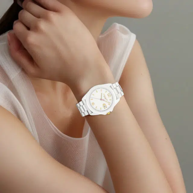 COACH 36mm 30