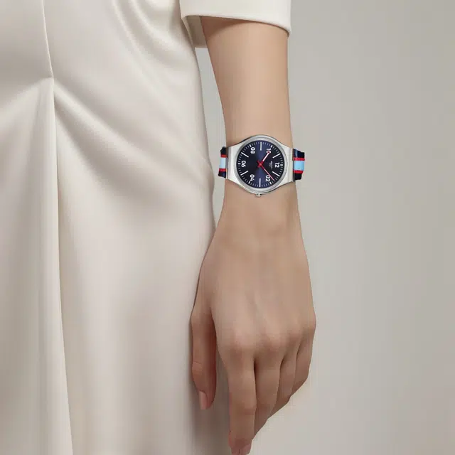 SWATCH ESSENTIALS 30 42*45.6mm