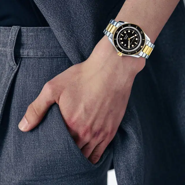 MICHAEL KORS 42mm 200