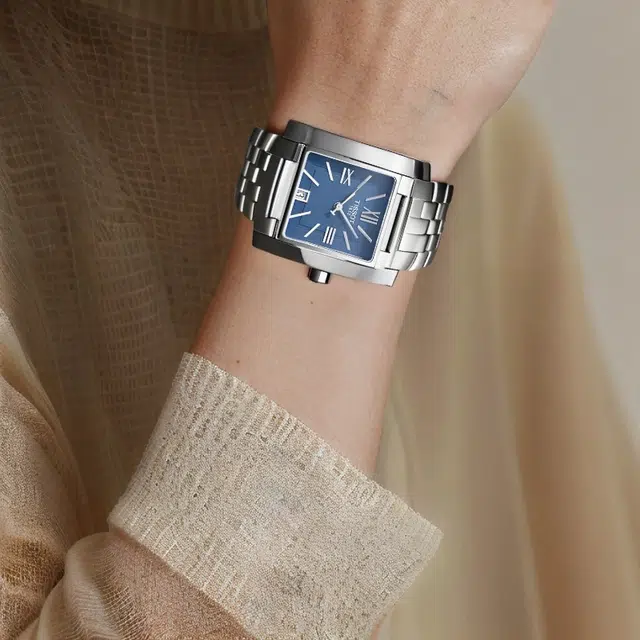 TISSOT T-Trend 32mm T60.1.581.43