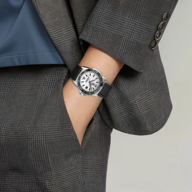 LUMINOX 200 42mm