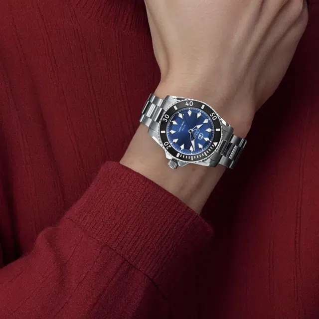 GUCCI 40mm 300