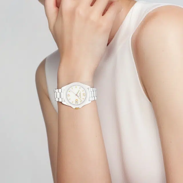 COACH 36mm 30