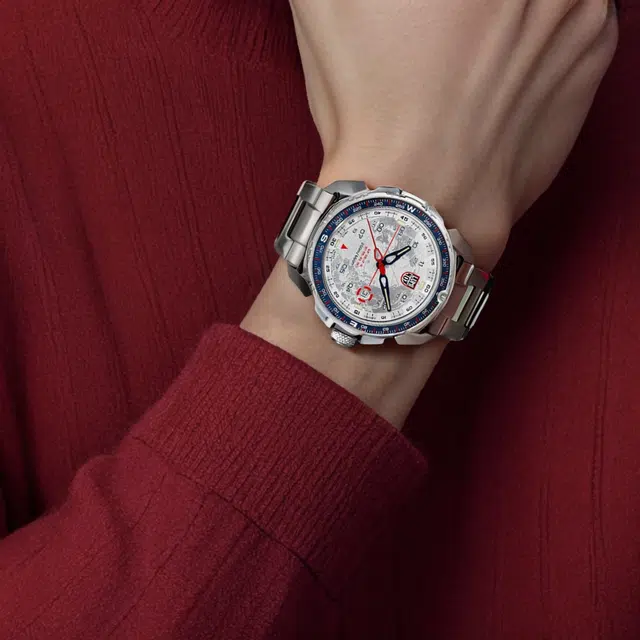 LUMINOX 46mm XL.1207.L