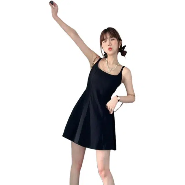 一碗士多 赫本女夏高级感气质小黑裙收腰显瘦短裙吊带连衣裙 女款