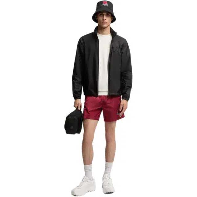 Moncler T