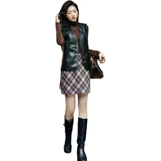 美洋 绒感色织格纹雅丹风休闲短裙 女款