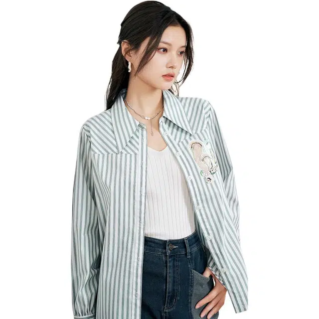 熙然 竖条纹小清新常规翻领长袖衬衫 女款