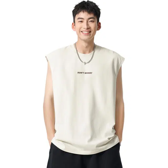 米素力 透气印花英文圆领无袖背心 男款