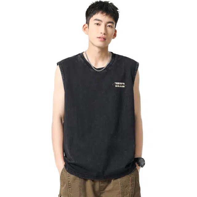 米素力 水洗做旧无袖高级感英文圆领背心 男款