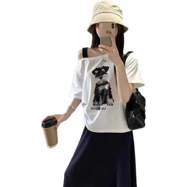 COMMA GIRL T