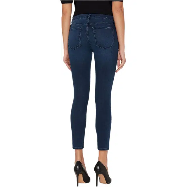 7 FOR ALL MANKIND