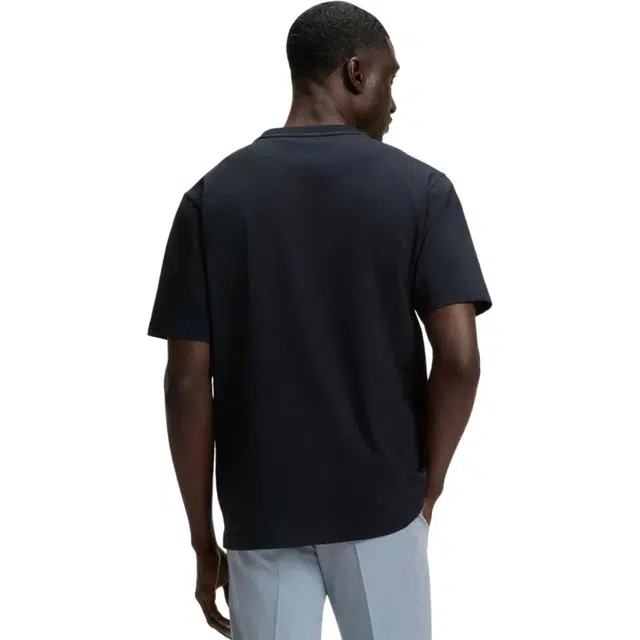 HUGO BOSS T