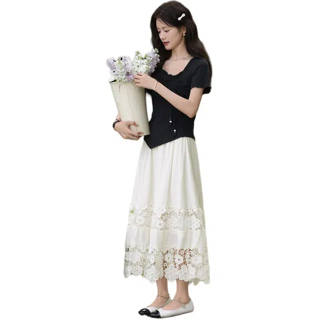 鹿向南 蕾丝拼接半身裙时尚纯色宽松百搭自然腰休闲长裙 女款