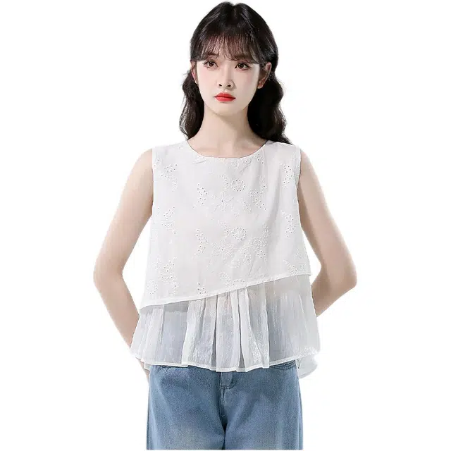 LAKESI T