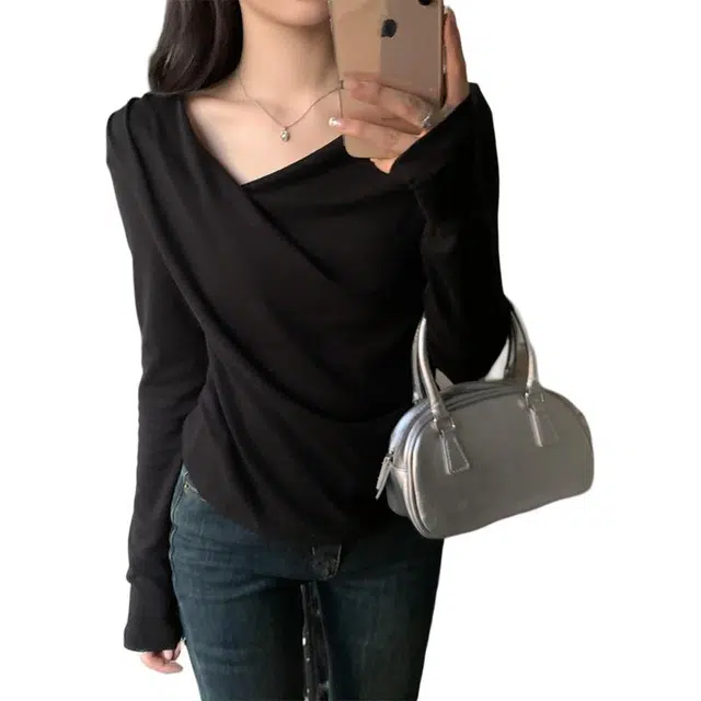 MUCCHIC T