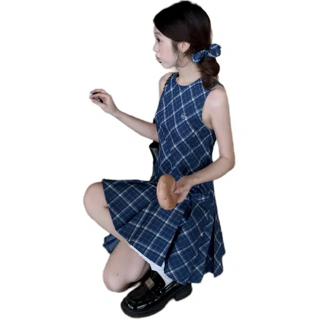 囍鱼少女 学院风格子设计感 女收腰显瘦中长裙气质裙子无袖连衣裙 女款