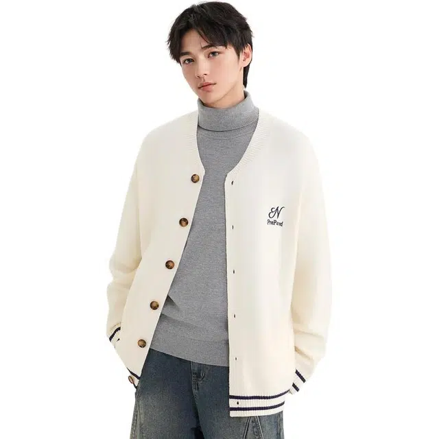 三福  学院风宽松开扣长袖圆领开衫棒球服 男款