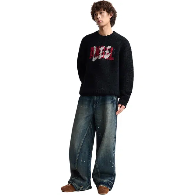 Lee Logo