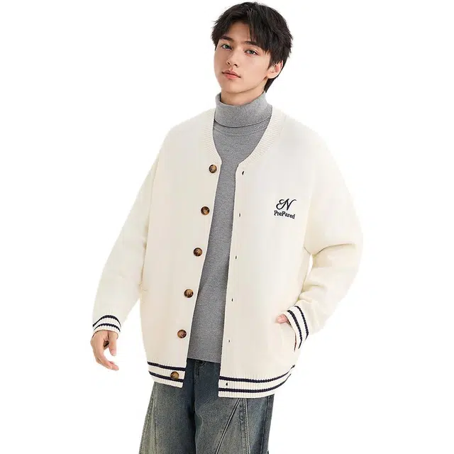 三福  学院风宽松开扣长袖圆领开衫棒球服 男款