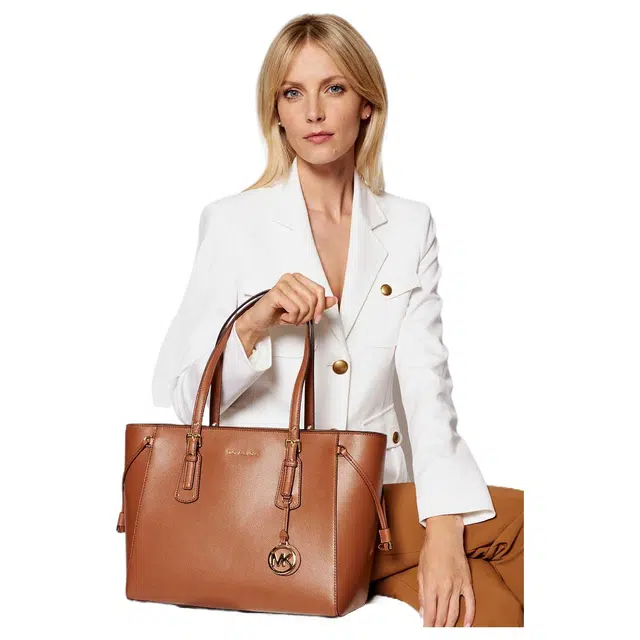 MICHAEL KORS MK Voyager LOGO