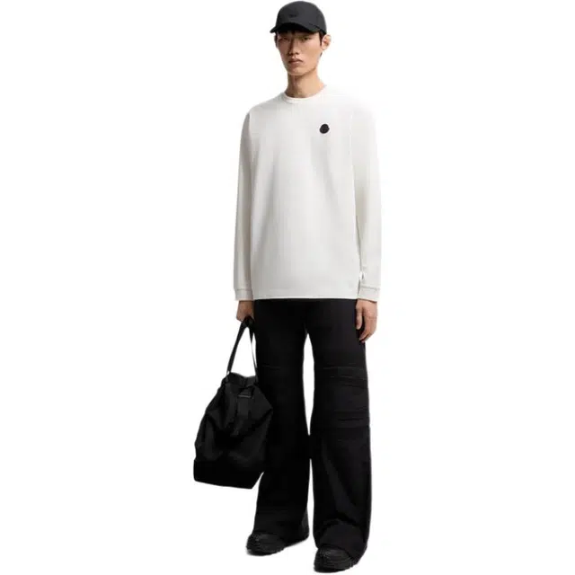 Moncler T