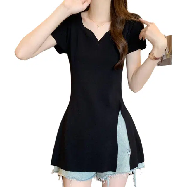 COMMA GIRL T