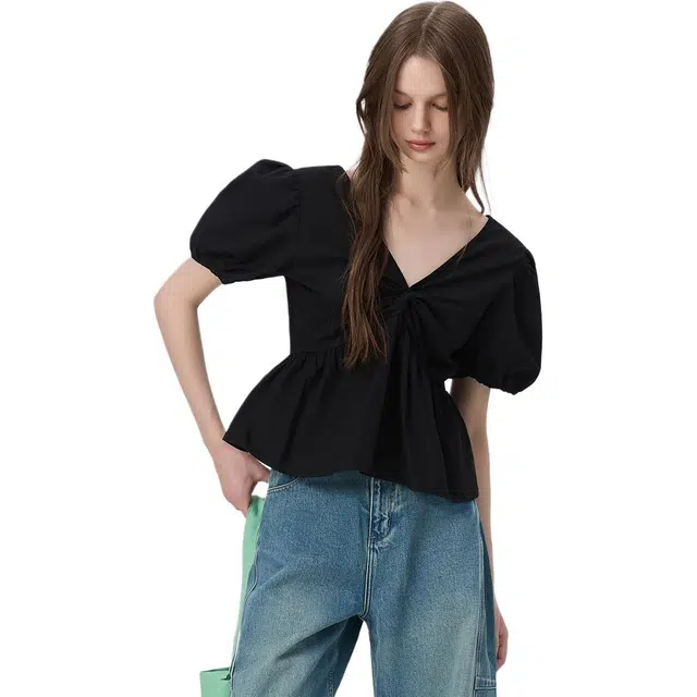 FOREVER 21 V