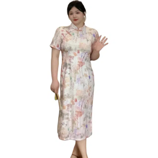 哒头下雨不愁 碎花合身适中立领短袖连衣裙 女款 图片色