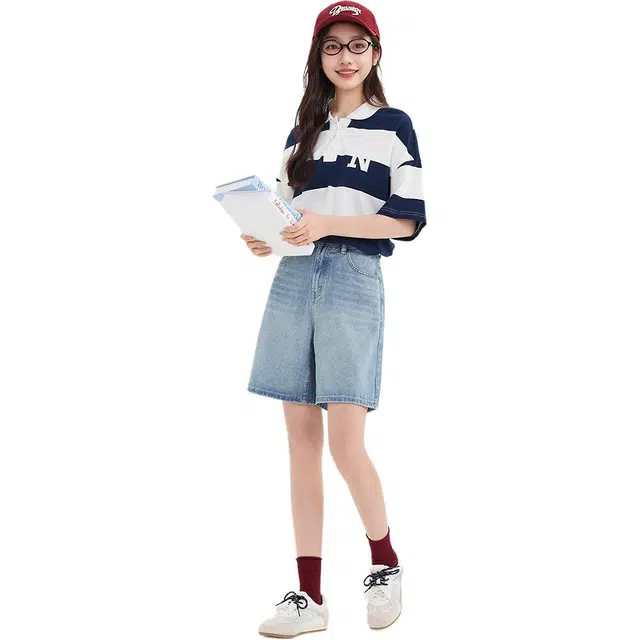 三福 宽松直筒浅蓝色高腰牛仔短裤 女款