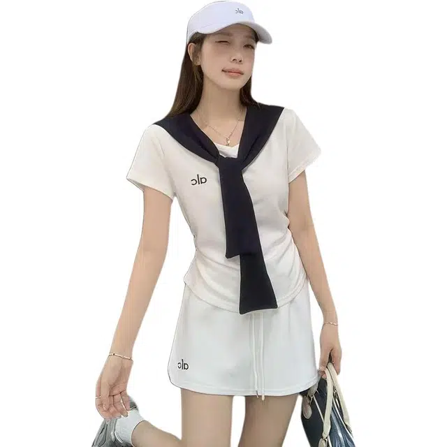 COMMA GIRL mm