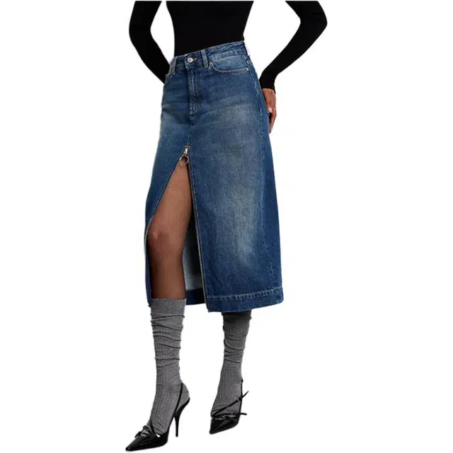 7 FOR ALL MANKIND 2025