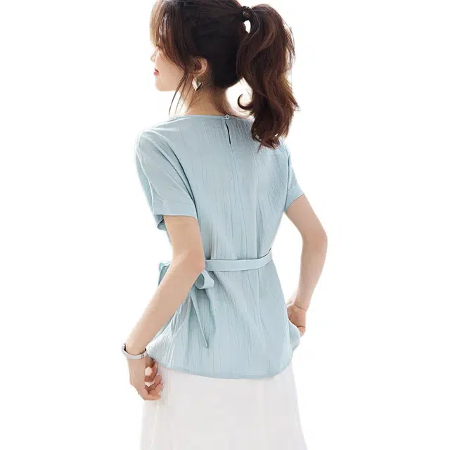 沫晗依美 纯色圆领舒适短袖衬衫 女款 浅水蓝