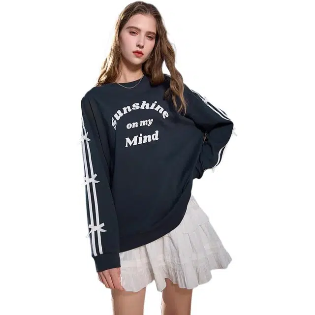 木清清 圆领简约休闲卫衣 女款