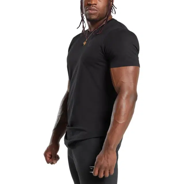GYMSHARK T