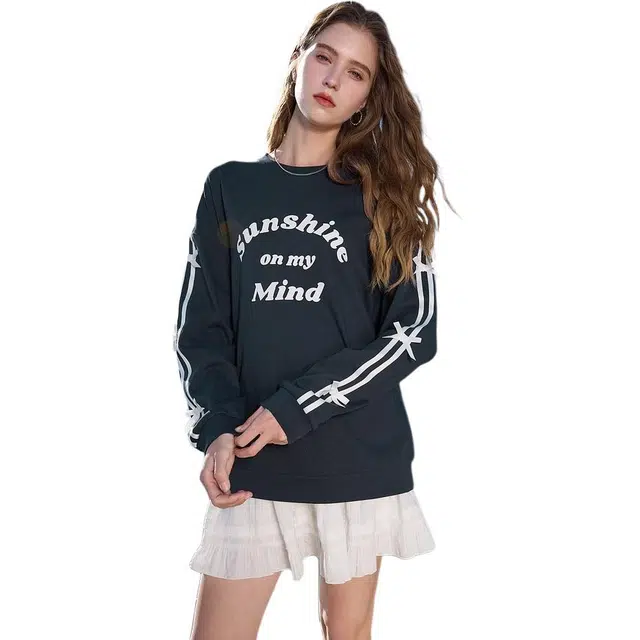 木清清 圆领简约休闲卫衣 女款