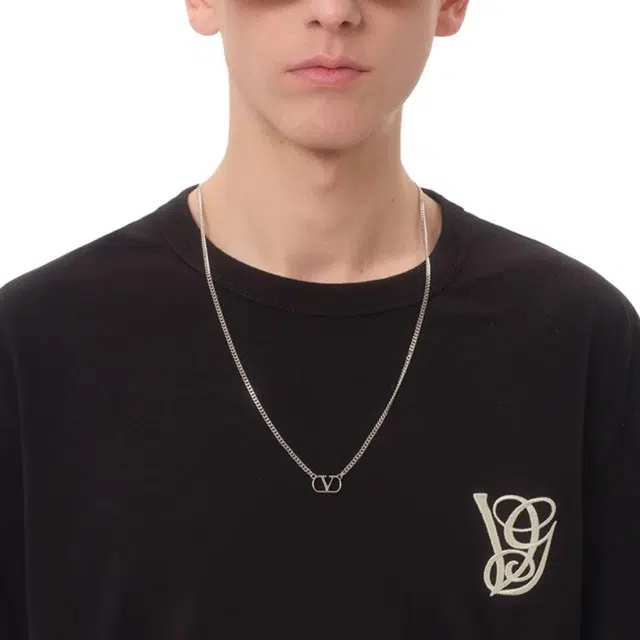 Valentino T
