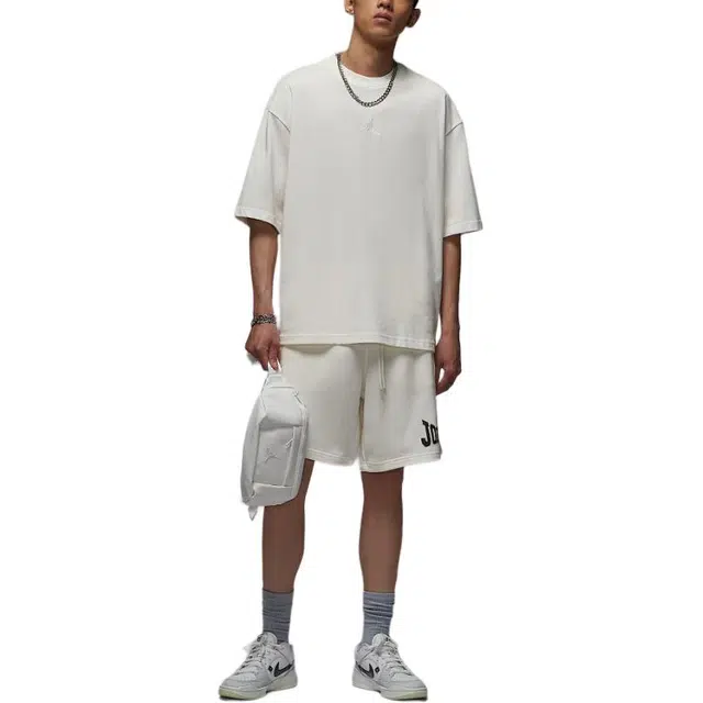 Jordan Flight Essentials Oversize AIR T