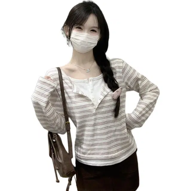CASTLE WOODS miu T