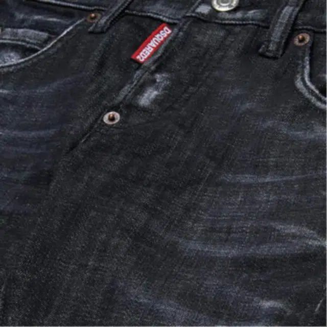 DSQUARED 2 SS25