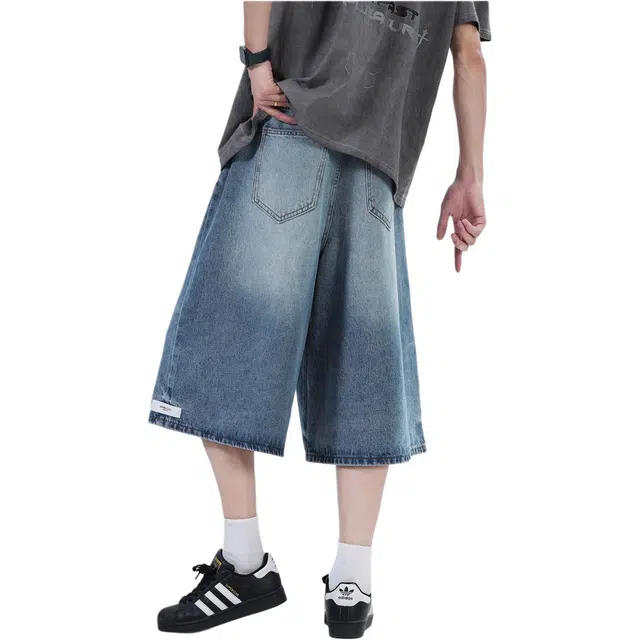 M JEANS STUDIOS 7