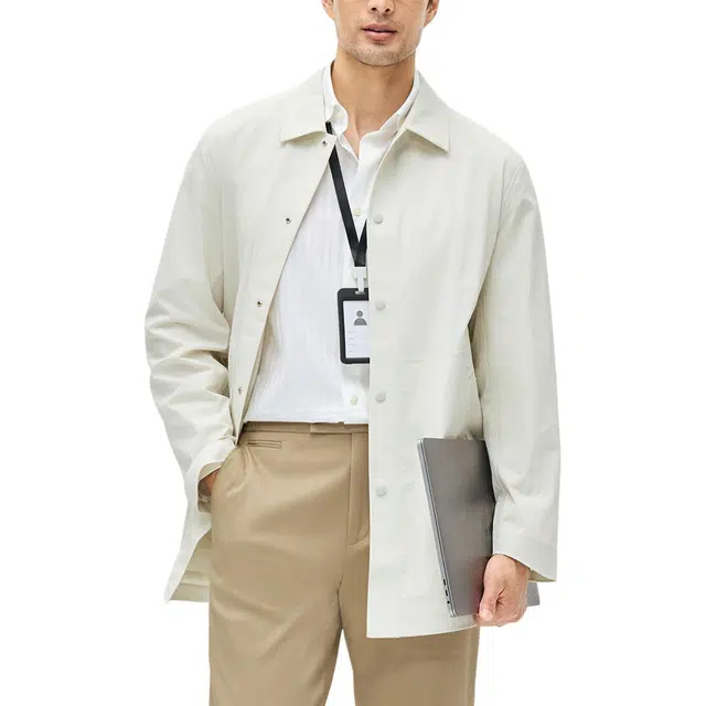 丹宁哲学 都市穿梭者系列 防风科技无缝贴合工艺春季纯色长袖翻领标准风衣 男款