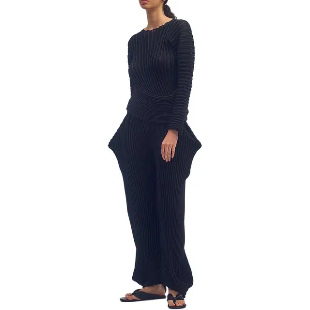ISSEY MIYAKE T