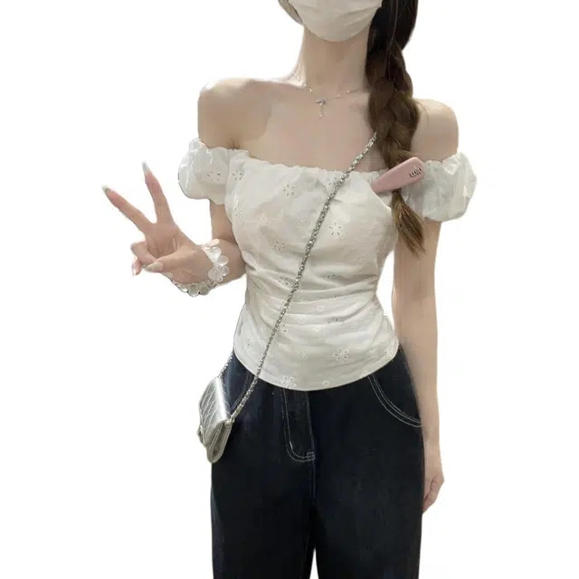 MUCCHIC T