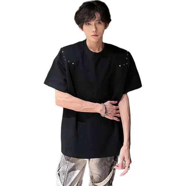 love monster hiphopT